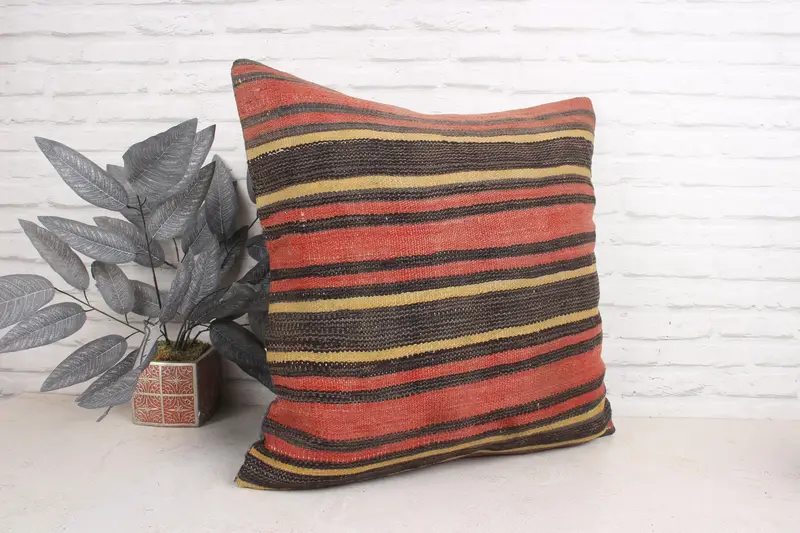 Kilim Pillow, 24x24 Red Pillow Sham, Cushion Cover, Bench Cushion Cover, Home Decor Pillow, Boho Pillow, Knitted Pillow Sham - 3