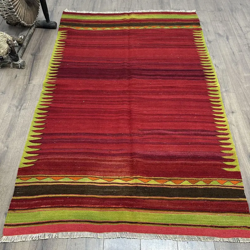 Red Camouflage Rug, 4.4x7.3 ft Chic Decor