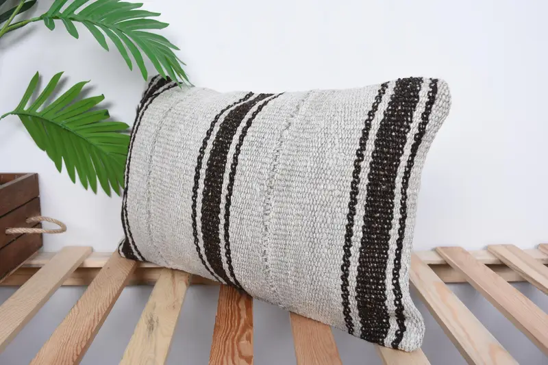 Almohada vintage, cubierta de almohada de kilim, caja de cojín blanco de 12x20, almohada, almohada de diseñador de interiores, caja de almohada de lanzamiento de diseñador, almohada turca de kilim - 5