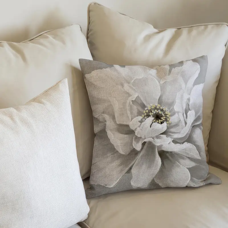 Abstraktes weißes Druckkissen: Moderner Luxus-Wohndekor-Akzent