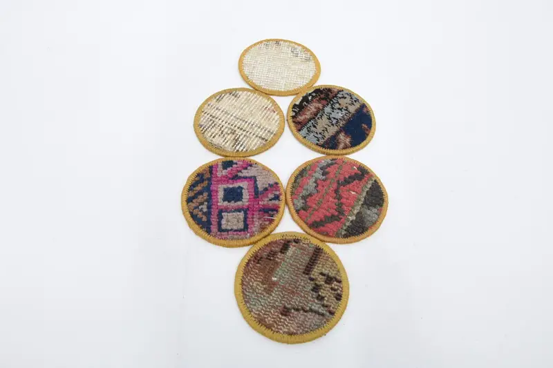 Blue and White Round Coasters, Durable Glass Pad Coasters