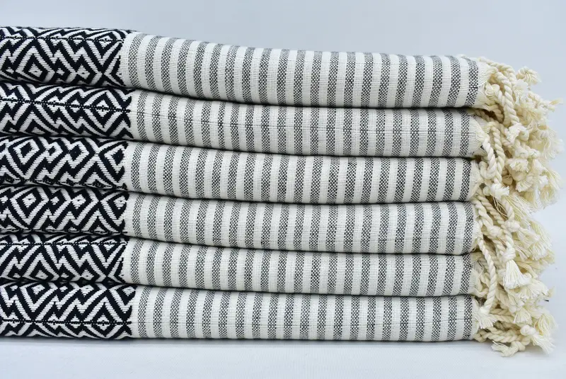 Sand-free towel, Gift For Him, 76x38 Cotton Diamond Towel, Beach Bachelorette Party Decorations, Organic Turkish towel, Anniversary Gift For Her - 1
