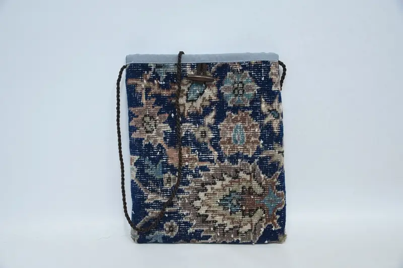 ヴィンテージモチーフ＆ジッパー付きウールショルダーバッグ、キリムバッグ