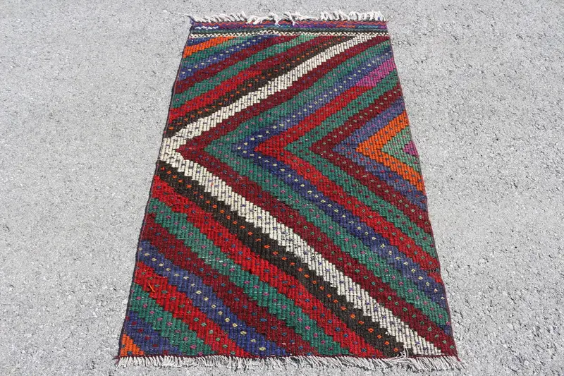 3x5.2 ft Vintage Halı, Kilim Halı, Kırmızı Çiçekli Halı Yün - 1