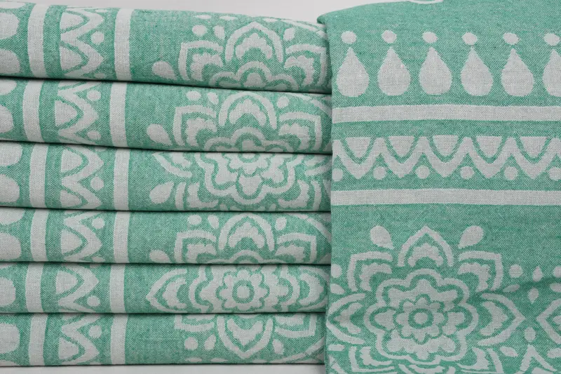Large Turkish Towel, Luxury Beach Towel, Bridal Shower Favors, Bride Gift, 74x36 Cotton Floral Patterned Towel, Bachelorette Party Gifts Bridesmaids - 2