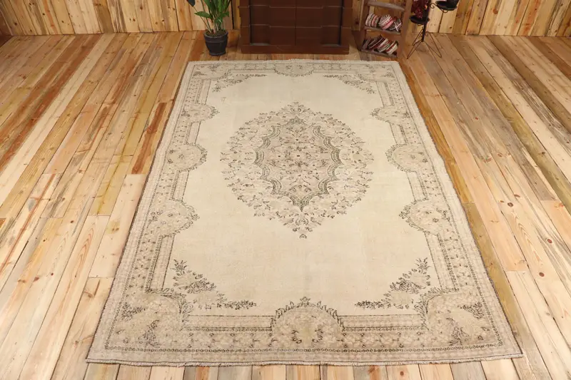 Türkischer großer Teppich, 6,3 x 9,1 Fuß Vintage-Teppich, brauner Oushak-Wollteppich - 1