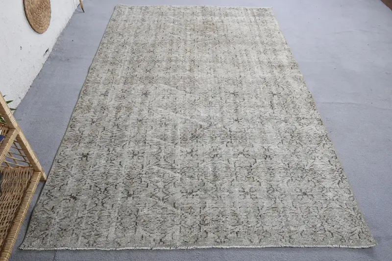 Green Moroccan Rug, 5,1x8,1 ft Elegant Decor