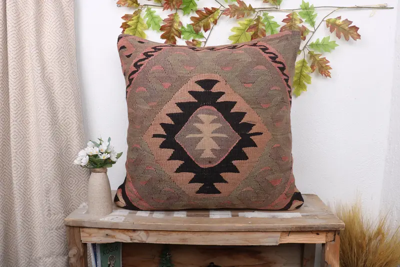 Boho Throw Pillow Case, Kilim Pillow, Retro Throw Pillow, Handmade Kilim Cushion, 24x24 Pink Pillow Case, Interior Designer Pillow, Pillow Sham - 1