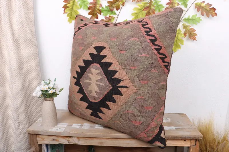 Boho Throw Pillow Case, Kilim Pillow, Retro Throw Pillow, Handmade Kilim Cushion, 24x24 Pink Pillow Case, Interior Designer Pillow, Pillow Sham - 4