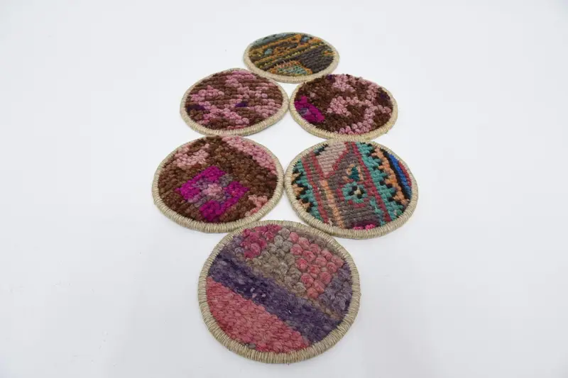 Rosa und brauner Kelim-Untersetzer, ethnisch inspirierte Glasunterlage