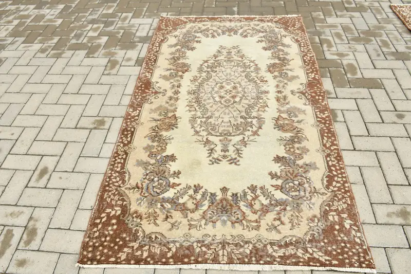 Vintage Halı, 3.8x6.7 ft Alan Halısı, Kahverengi Bej Oushak Yün Halı - 1