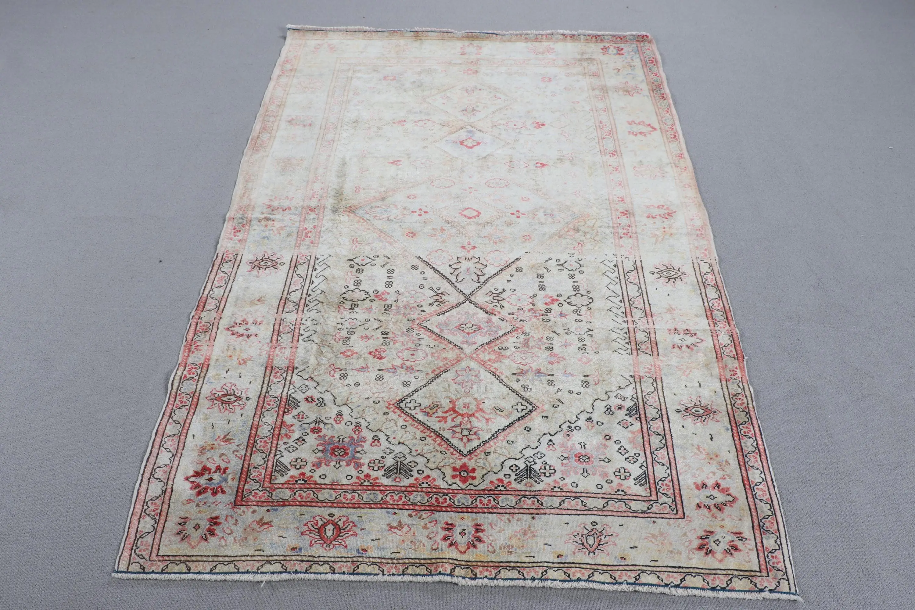 Alfombra vintage turca, alfombra de 3,9x5,7 pies, alfombra de lana a rayas rojas - 1