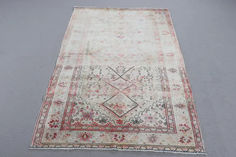 グリーン & レッド ラグ、3.9x5.7 フィート ストライプ幾何学デザイン