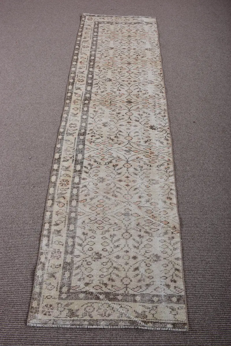 Türk Oushak Halısı 2.3x8.2 ft, Beyaz Kahverengi Oryantal Yün Vintage Halı - 1