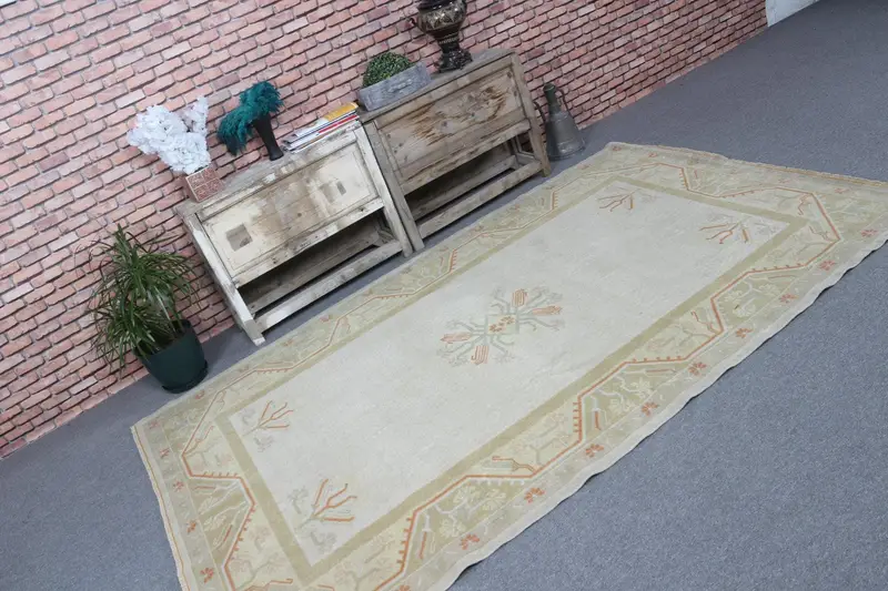 Türk Halısı, 5.2x8.2 ft Büyük Vintage Halı, Oushak Beyaz Turuncu Çizgili Halı - 1