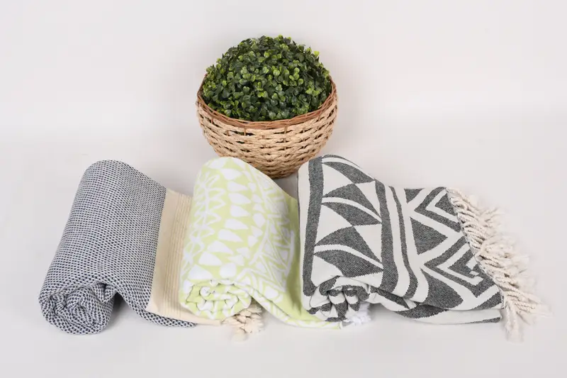 Bridal Shower Favors, Monogram Beach Towel, 70x40 Cotton Set of 8 Towel, Bachelor Party Gifts, Turkish Towel Set, Pool Towels, Turkish bath towel - 8