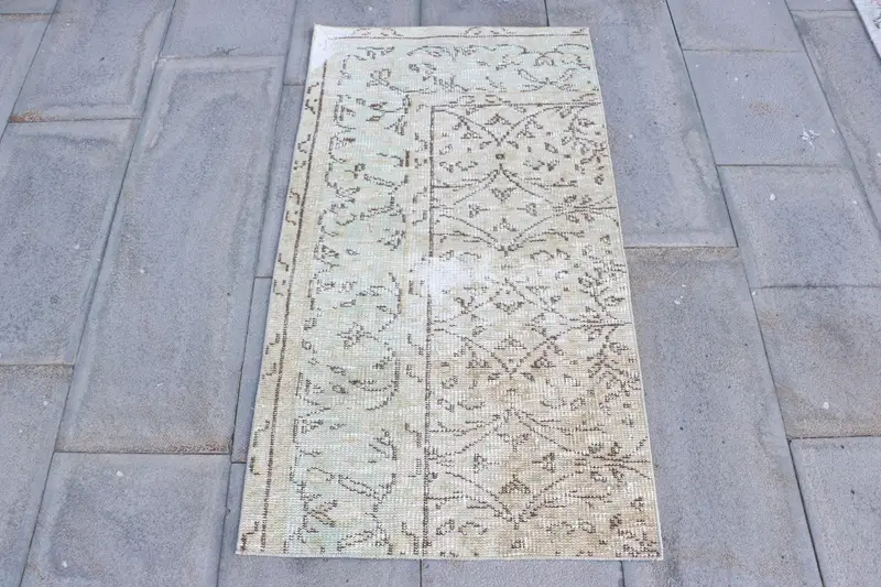 Eleganter grüner Orientteppich, 2,1 x 3,9 Fuß, schickes Dekor