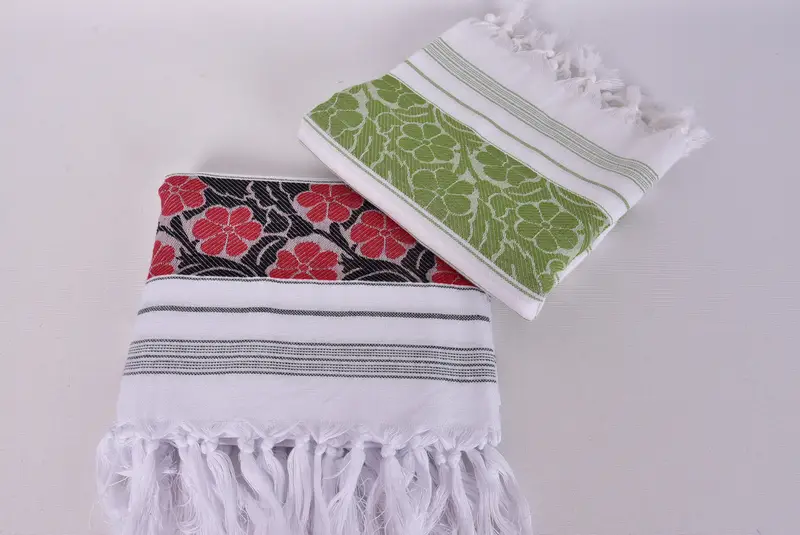 Monogram Turkish Towel, 70x40 Cotton Daisy Design Towel, Bachelorette Gifts, Custom Beach Towels, Lightweight towel, Personalized Gift For Her - 6