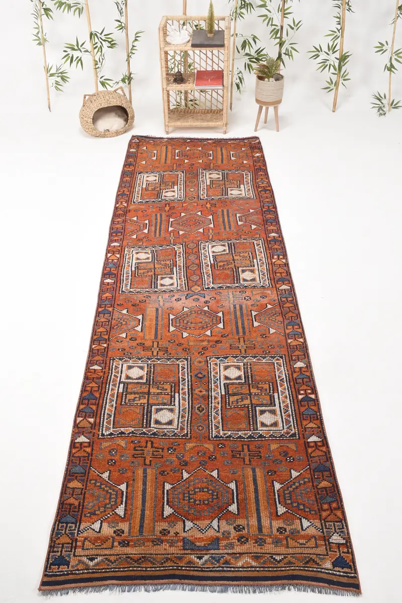 Türk Halısı, 3.5x11.2 ft Yolluk Halısı, Kırmızı Patchwork Yün Vintage Halı - 1
