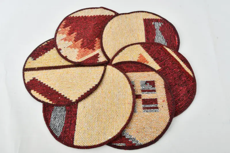 ボヘミアン ブラウン & レッド プレースマット、ミリタリー & ピンナップ スタイル プレースマット