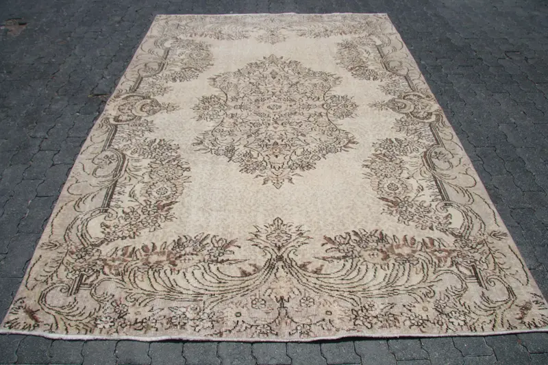 Vintage Rug, 6.2x8.9 ft Turkish Rug, Brown White Animal Print Wool Rug - 1