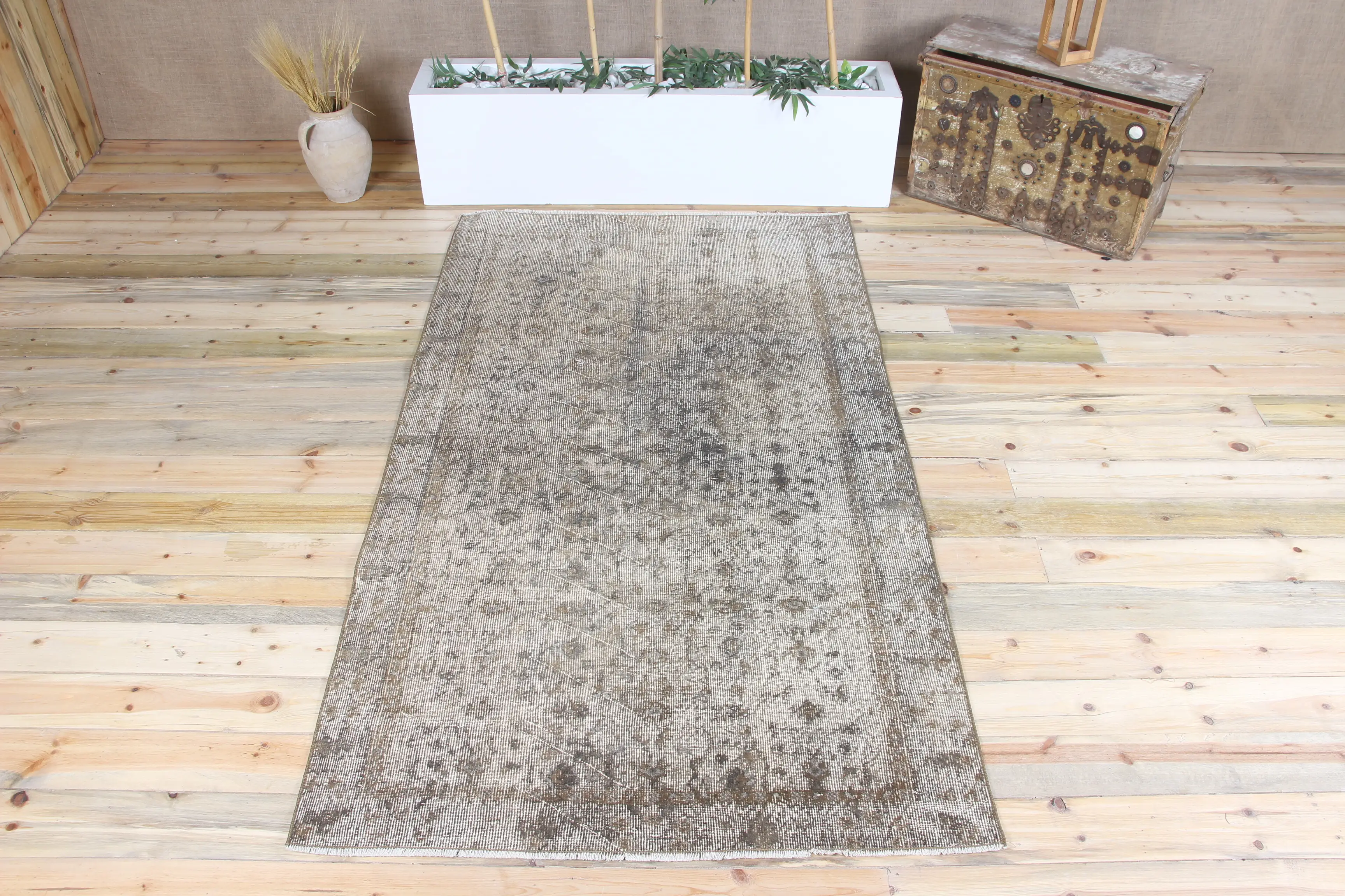 4,3 x 7,7 Fuß großer Vintage-Teppich, türkischer grüner Blumenteppich - 1