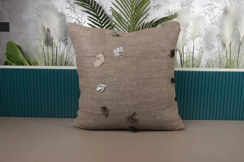 Braunes, Patchwork besticktes Wurfkissen, 28x28 handgemachtes Kissen