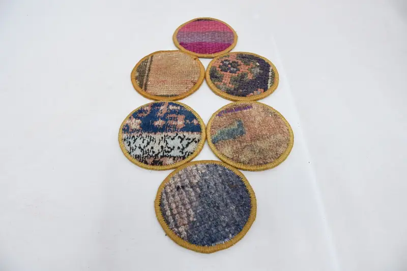 Posavasos redondos de color rosa y bronce de estilo bohemio, posavasos bohemios únicos