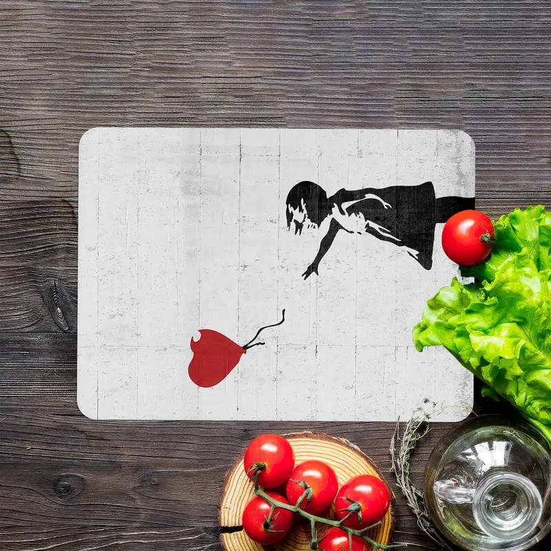 Graffiti-Inspired Glass Cutting Board: Contemporary Kitchen Essential