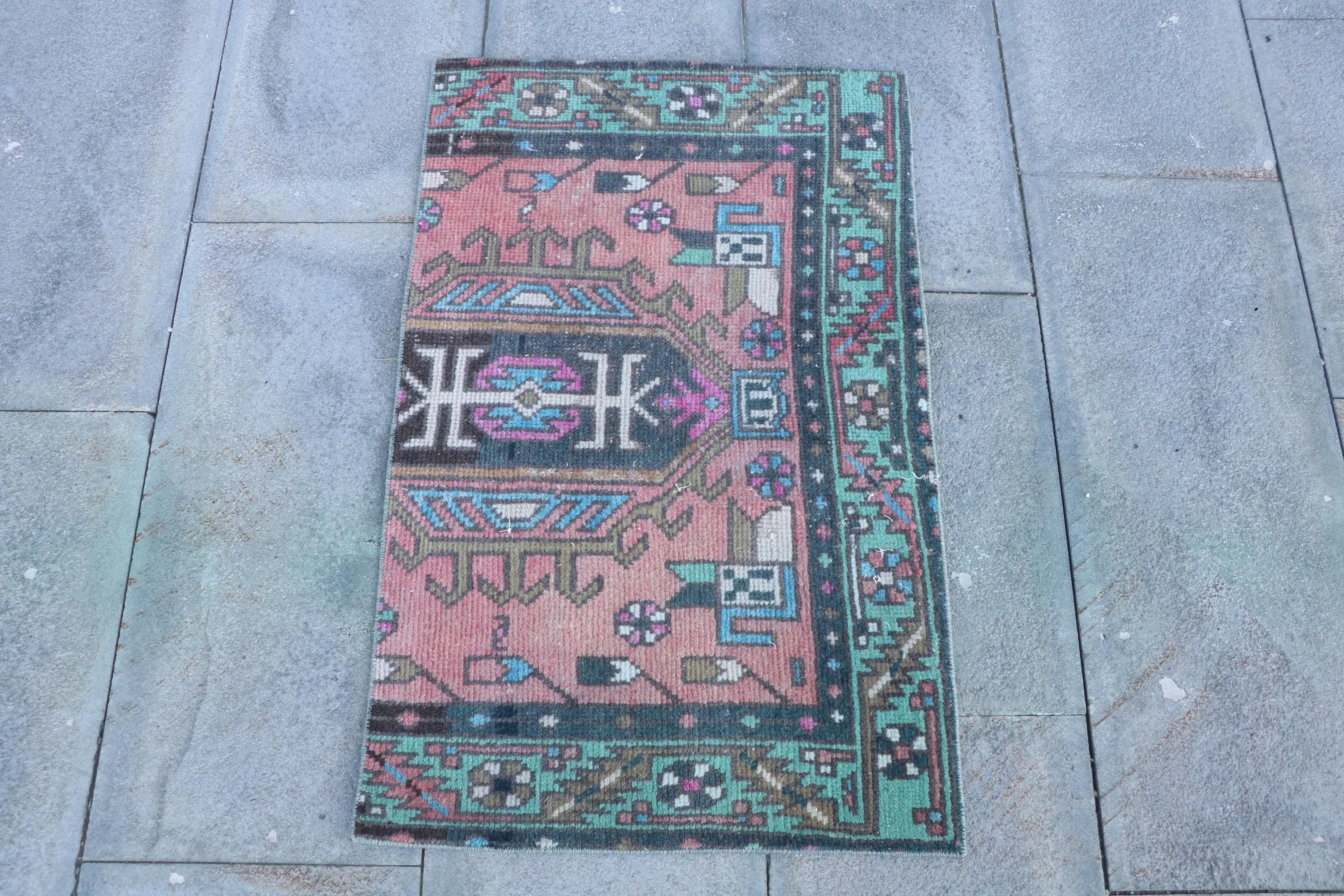 Vintage Small Rug 1.7x2.8 ft, Red Turkish Wool Rug - 1