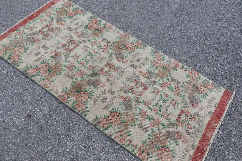 2.7x5.8 ft Accent Vintage Turkish Rug, Red Southwestern Wool Rug