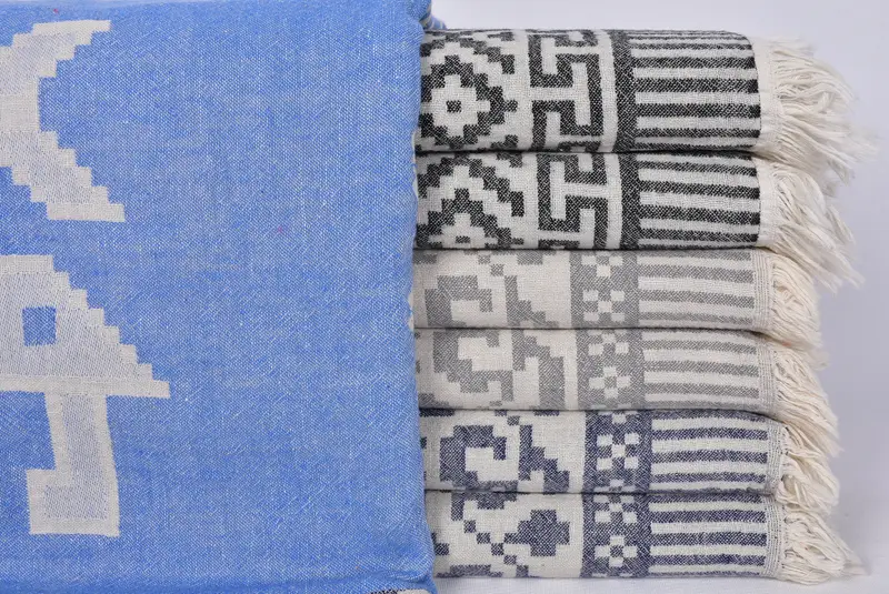 Gift For Mom, 70x40 Cotton Pixel Dragon Design Towel, Turkish Towel Beach, Luxury towel, Hammam Towel USA, Summer Towel, Monogram Turkish Towel - 1
