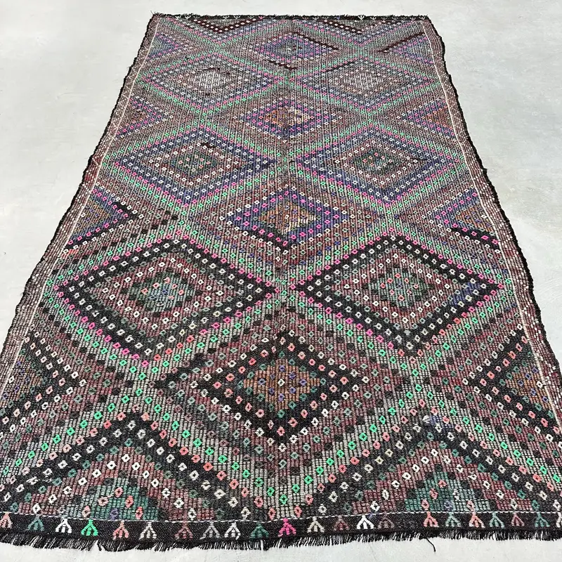 Alfombra abstracta morada, 5,7 x 10 pies con detalles en verde