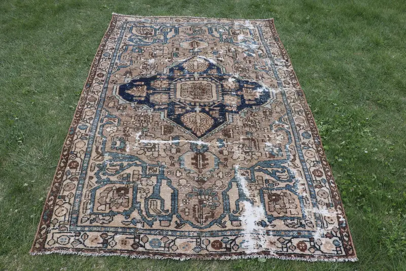 Kahverengi ve Mavi Güneybatı Halısı, 4,2x6,3 ft Şık Dekor