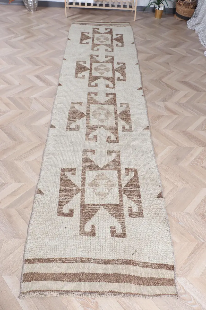 El Yapımı Bej Çiçekli Halı, 2,2x11,5 ft Zarif Dekor