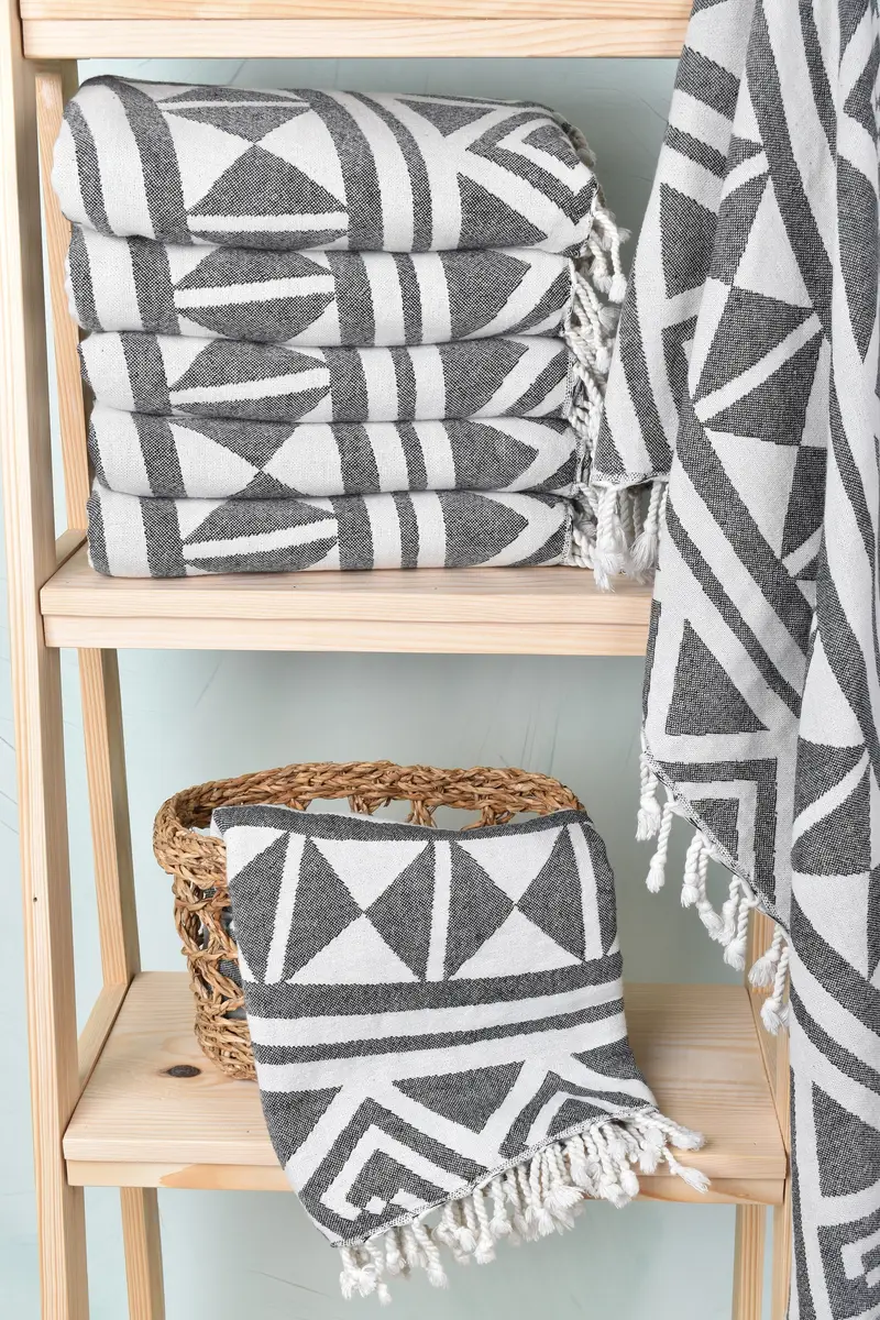 Holiday Towel, Beach Size Towel, Organic towel, Bridal Shower Gift, 70x40 Cotton Geometric Towel, Monogrammed Beach Towel, Valentines Day Gift Idea - 4