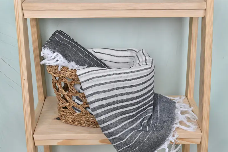 Thin towel, Lightweight Turkish towel, Family Gift Basket, Housewarming Gift, Valentines Gift, 70x40 Cotton Striped Towel, Beach Towel Bulk - 4