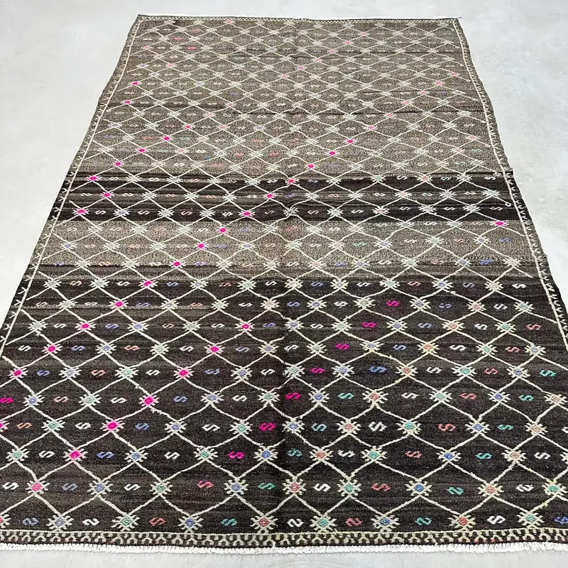 Alfombra de rayas marrón y beige, diseño geométrico elegante de 6,6x9,7 pies