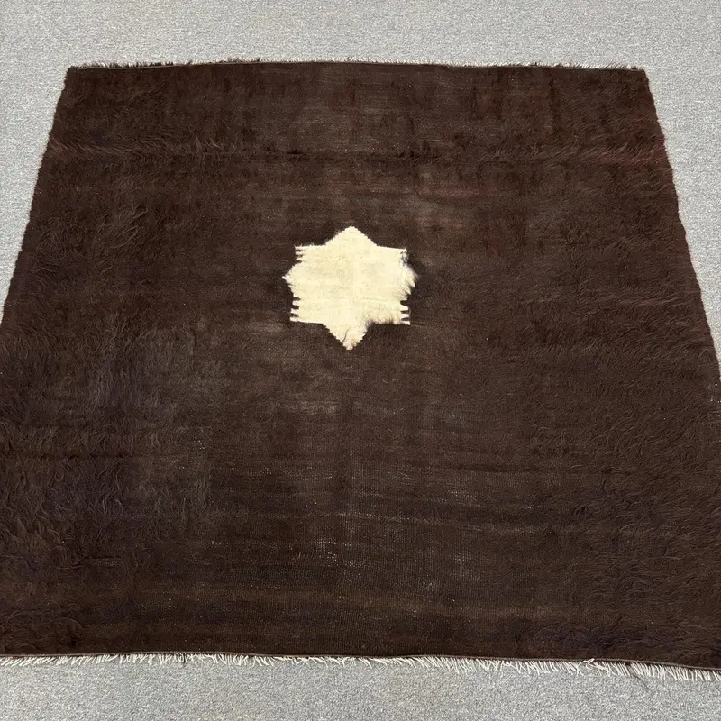 Kahverengi, Beyaz Kamuflaj Halı, 4,4x4,2 ft Şık Dekor