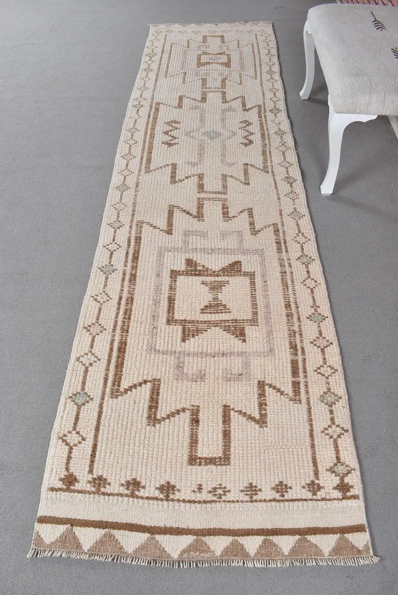 Beiger Ombré-Teppich, 2,3 x 10,6 Fuß, elegantes beige-braunes Dekor