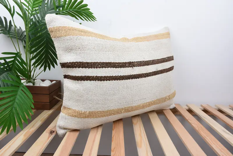 Meditation Pillow, Ethnical Kilim Rug Pillow, Turkish Kilim Pillow, 20x28 White Cushion Case, Tapestry Cushion Cover, Turkish Pillow, Cushion - 4