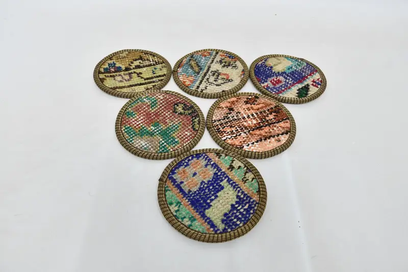 Posavasos redondos azules y naranjas, elegantes posavasos de alfombras étnicas