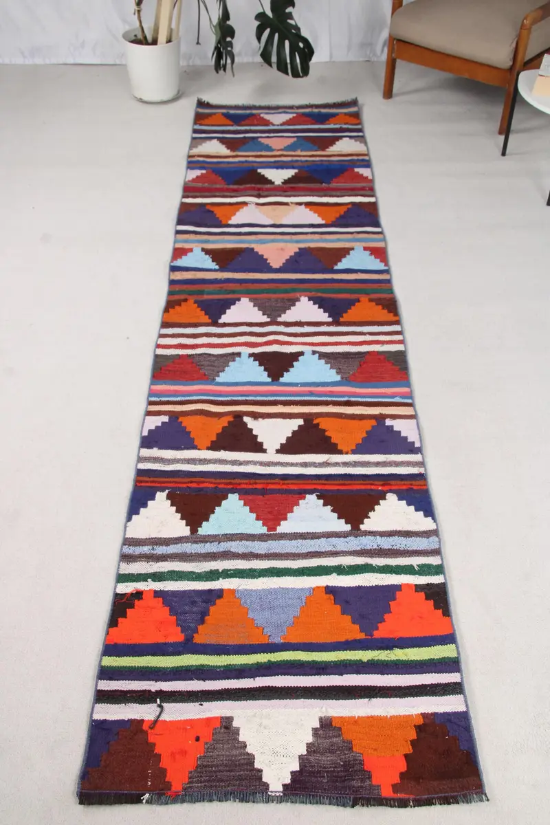 Türk Vintage Runner Halısı 2.6x10.9 ft, Kırmızı Mavi Çiçekli Halı - 1