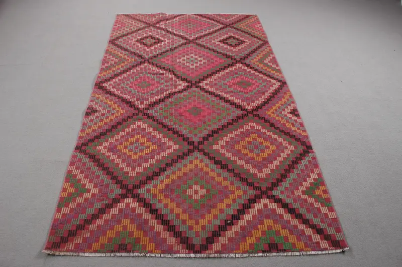 Red, Green Abstract Rug, 4,4x7,8 ft Elegant Decor