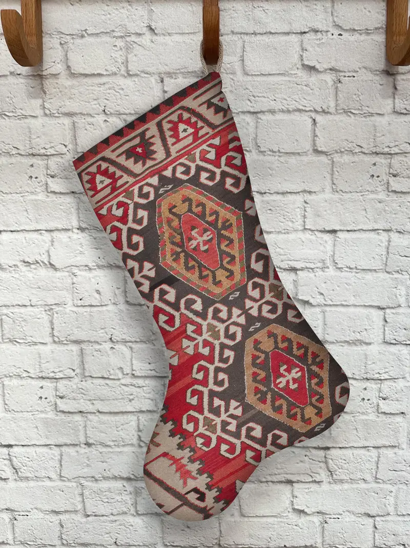 Medias estampadas con estampado geométrico: regalo navideño moderno
