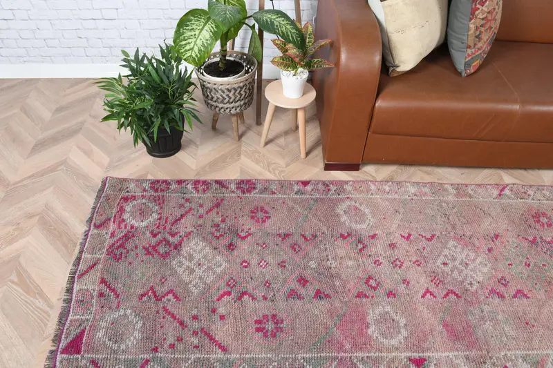 Vintage 2.7x11.7 ft Runner Halı, Türk Halısı, Oushak Pembe Oryantal Halı - 1