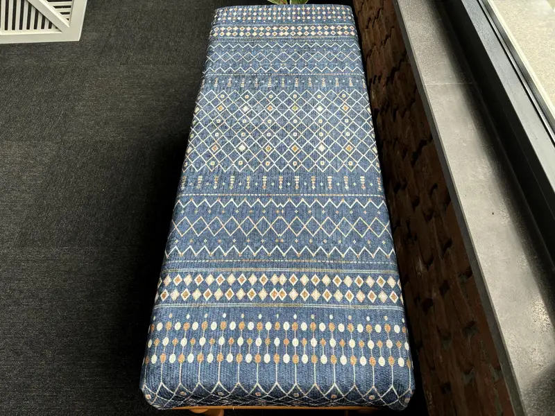 モジュール式ブルー&ベージュキリム風オットマン、ウールブレンドソファセット