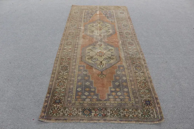 ブロンズアニマルプリントラグ、3.7x8.2フィートのエレガントな装飾