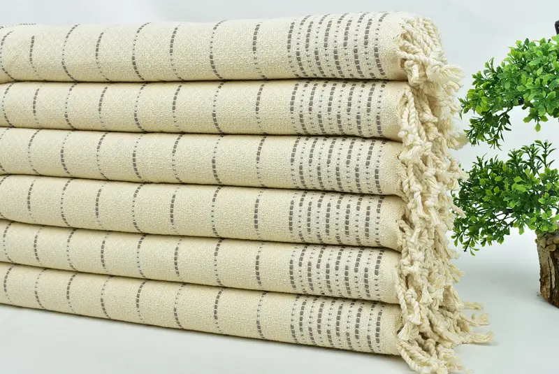 Toalla de regalo de dama de honor, favores de boda, regalos de Navidad, toalla de mano con monograma, toalla de diseño a rayas de algodón 36x18, favores de ducha de novia, toalla de cocina - 3