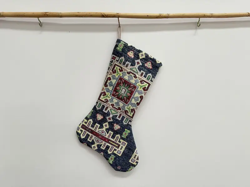 Medias con estampado geométrico: diseño moderno, comodidad y estilo